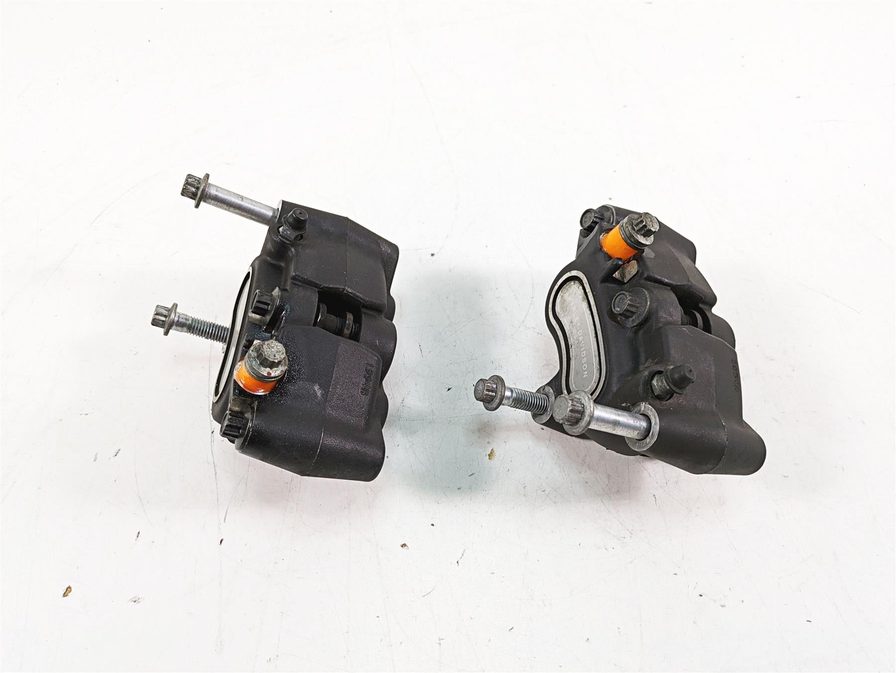 2015 Harley FXDL Dyna Low Rider Front Brake Caliper Set 41300001 41300002 {{ shop.shopifyCountryName }} - Mototech271
