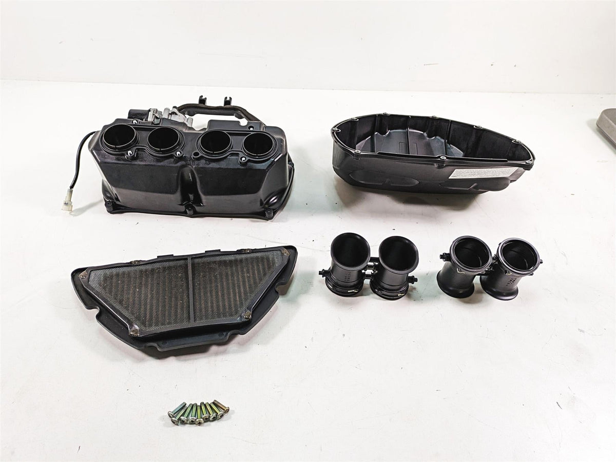 2007 Yamaha R1 YZFR1 Air Filter Box + Actuator & Tubes - Read 4C8-14411-00-00 {{ shop.shopifyCountryName }} - Mototech271