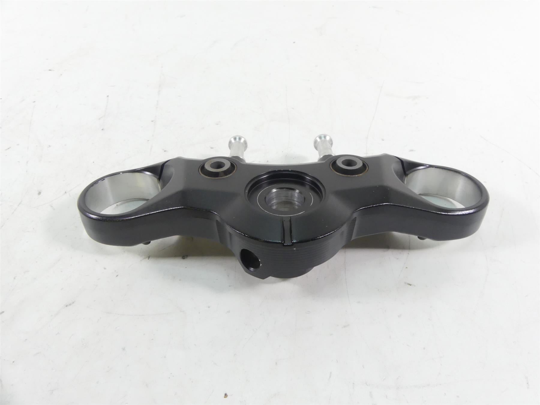 2013 Yamaha VMX17 V-Max 1700 Upper Triple Tree Steering Clamp 52mm 2S3-23435-00 {{ shop.shopifyCountryName }} - Mototech271