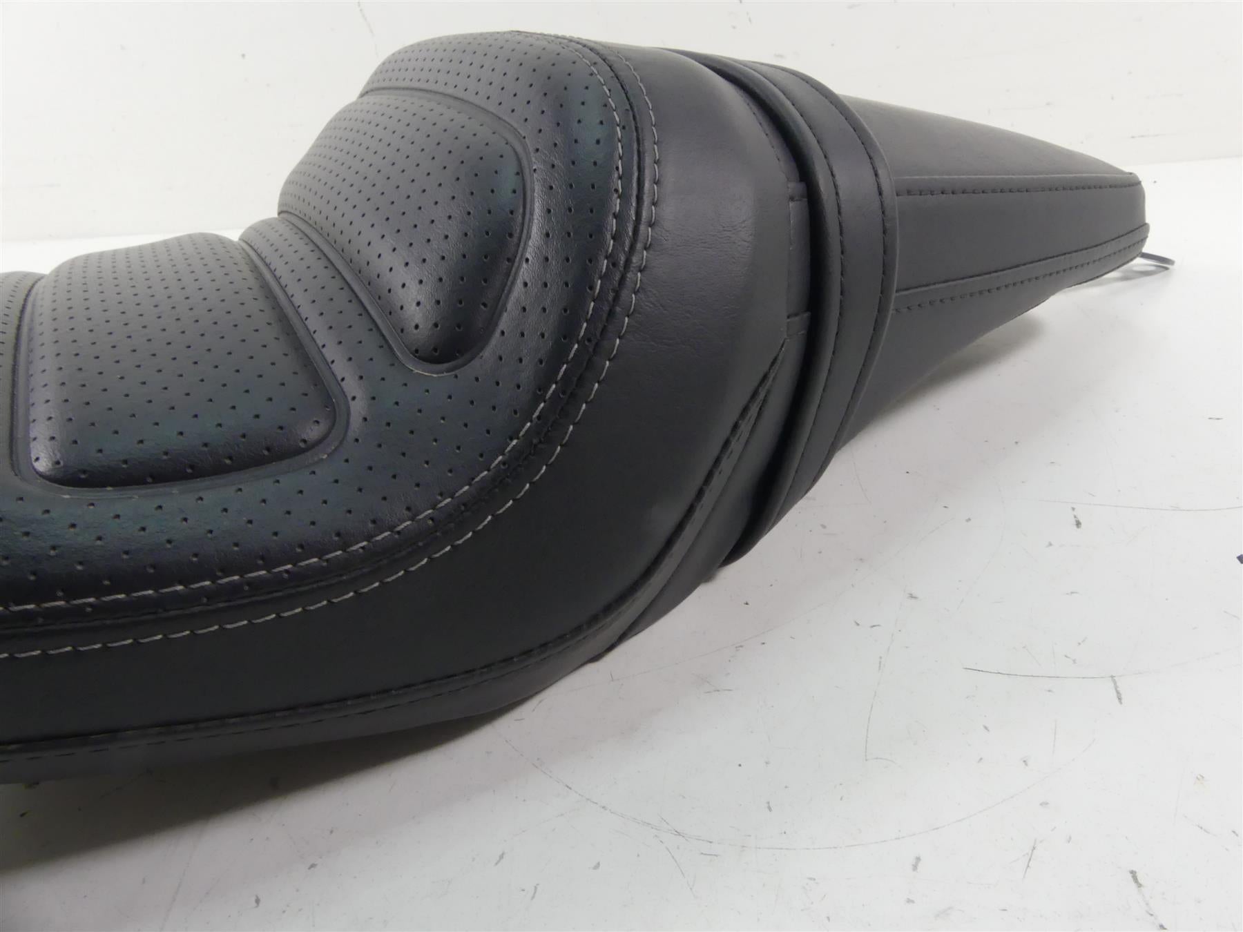 2020 Harley XL1200 CX Sportster Roadster Nice Duo Seat Saddle 52000233 {{ shop.shopifyCountryName }} - Mototech271