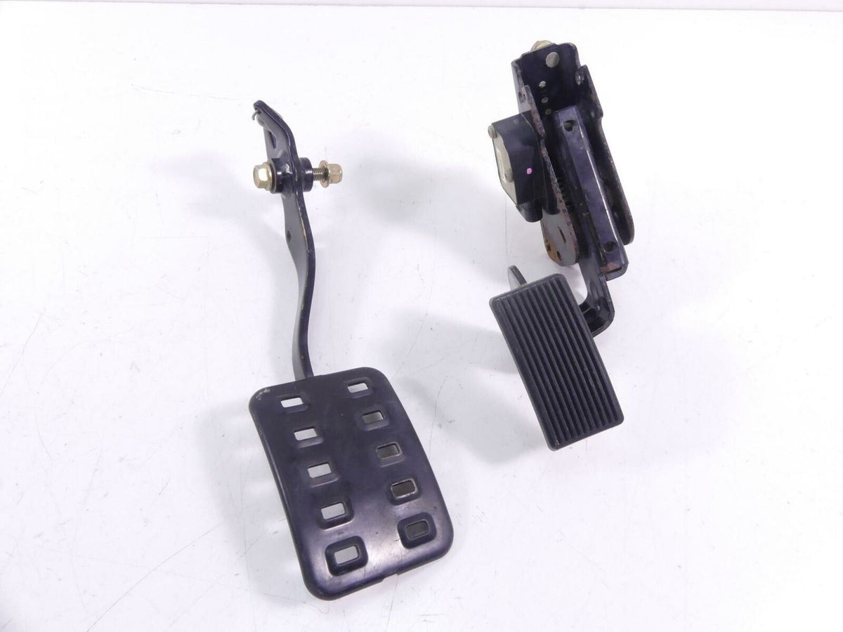 2018 Can-Am Maverick 1000R XMR Accelerator & Brake Pedal Set 318060 705600724 {{ shop.shopifyCountryName }} - Mototech271