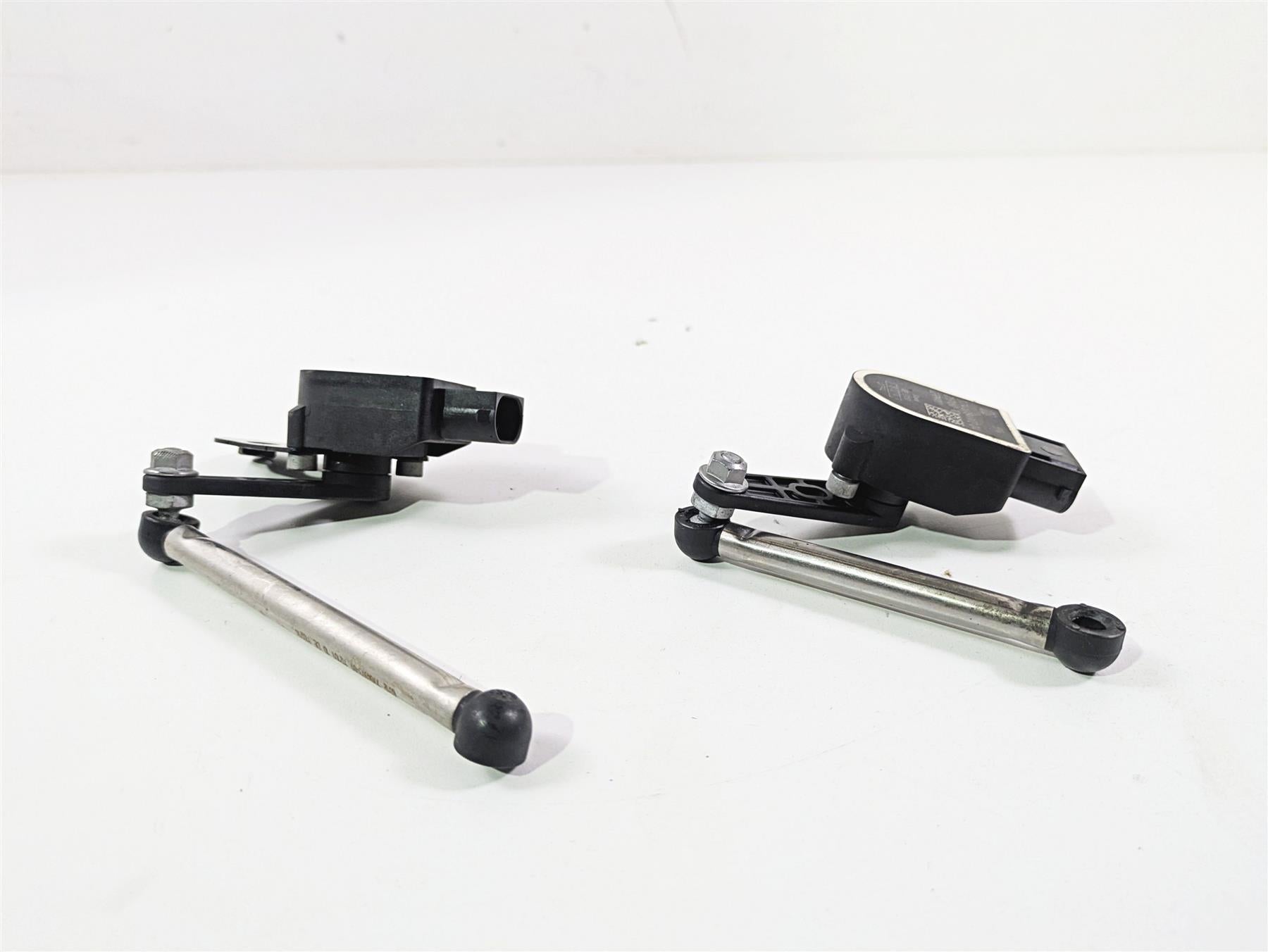 2014 BMW K1600 GTL K48 Bike Height Level Sensor Set 37146784072 {{ shop.shopifyCountryName }} - Mototech271