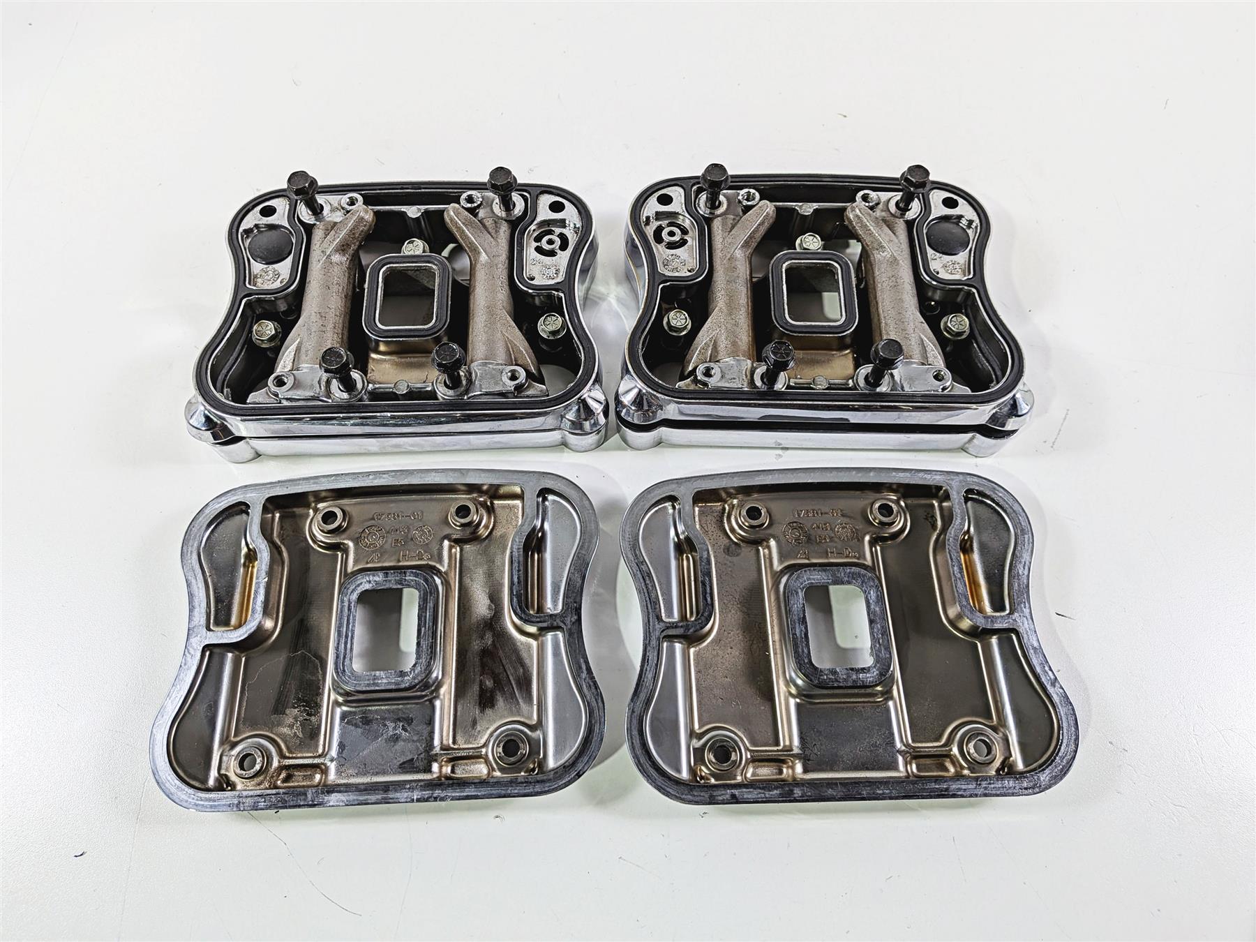 2003 Harley Sportster XL1200 Rocker Box Push Rod Cover Set 17581-01 17551-96 {{ shop.shopifyCountryName }} - Mototech271