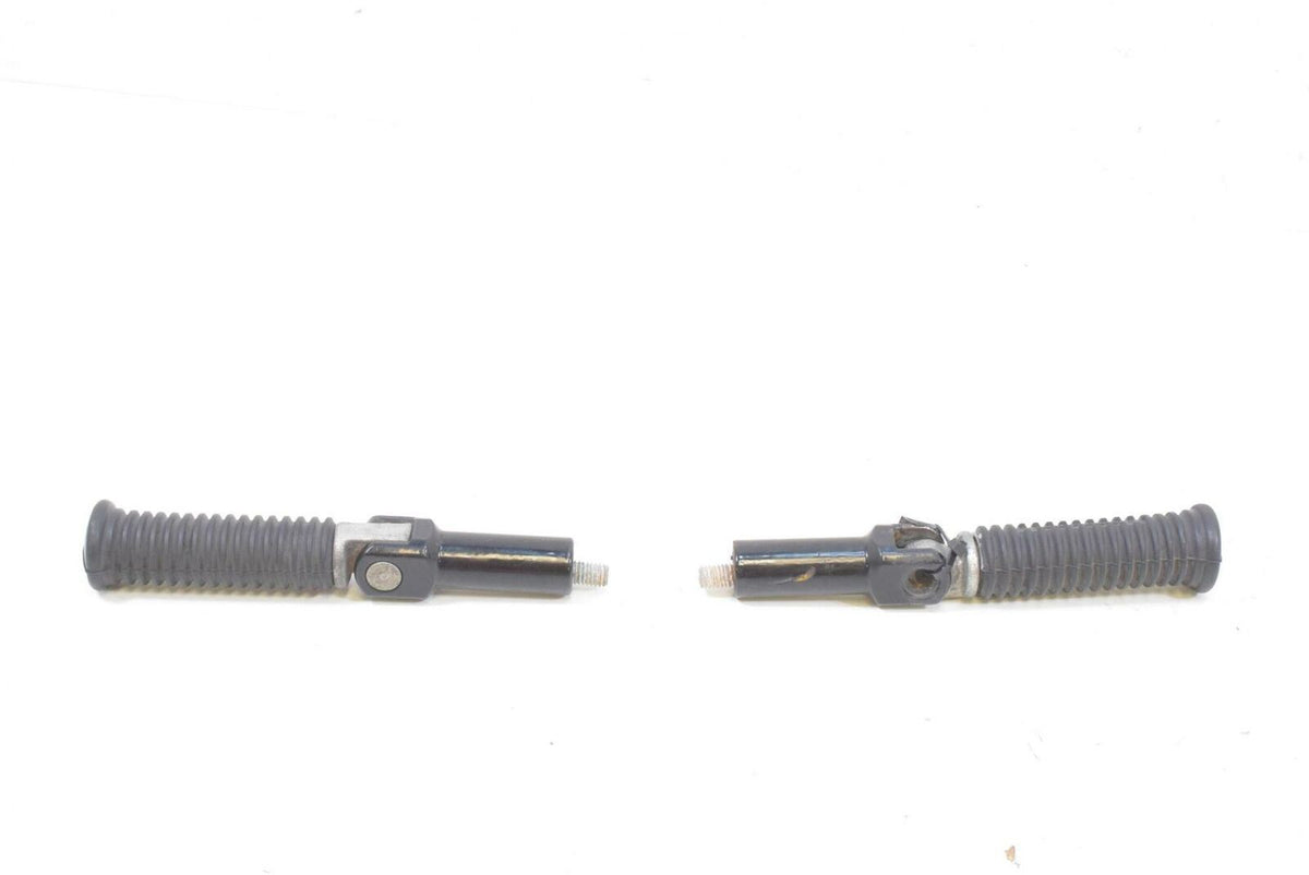 2011 Harley Softail FLSTSB Cross Bones Rear Passenger Foot Peg Footpegs {{ shop.shopifyCountryName }} - Mototech271