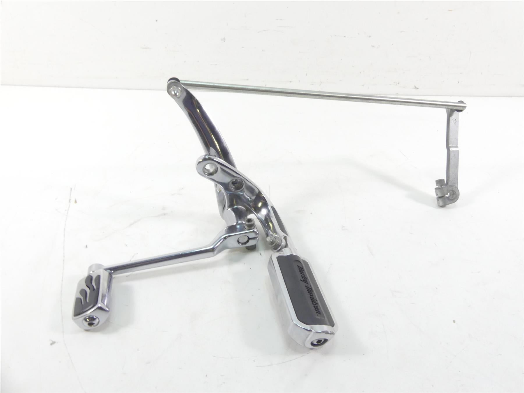 2009 Harley FXDL Dyna Low Rider Left Rider Forward Footpeg & Shifter 33693-03 {{ shop.shopifyCountryName }} - Mototech271