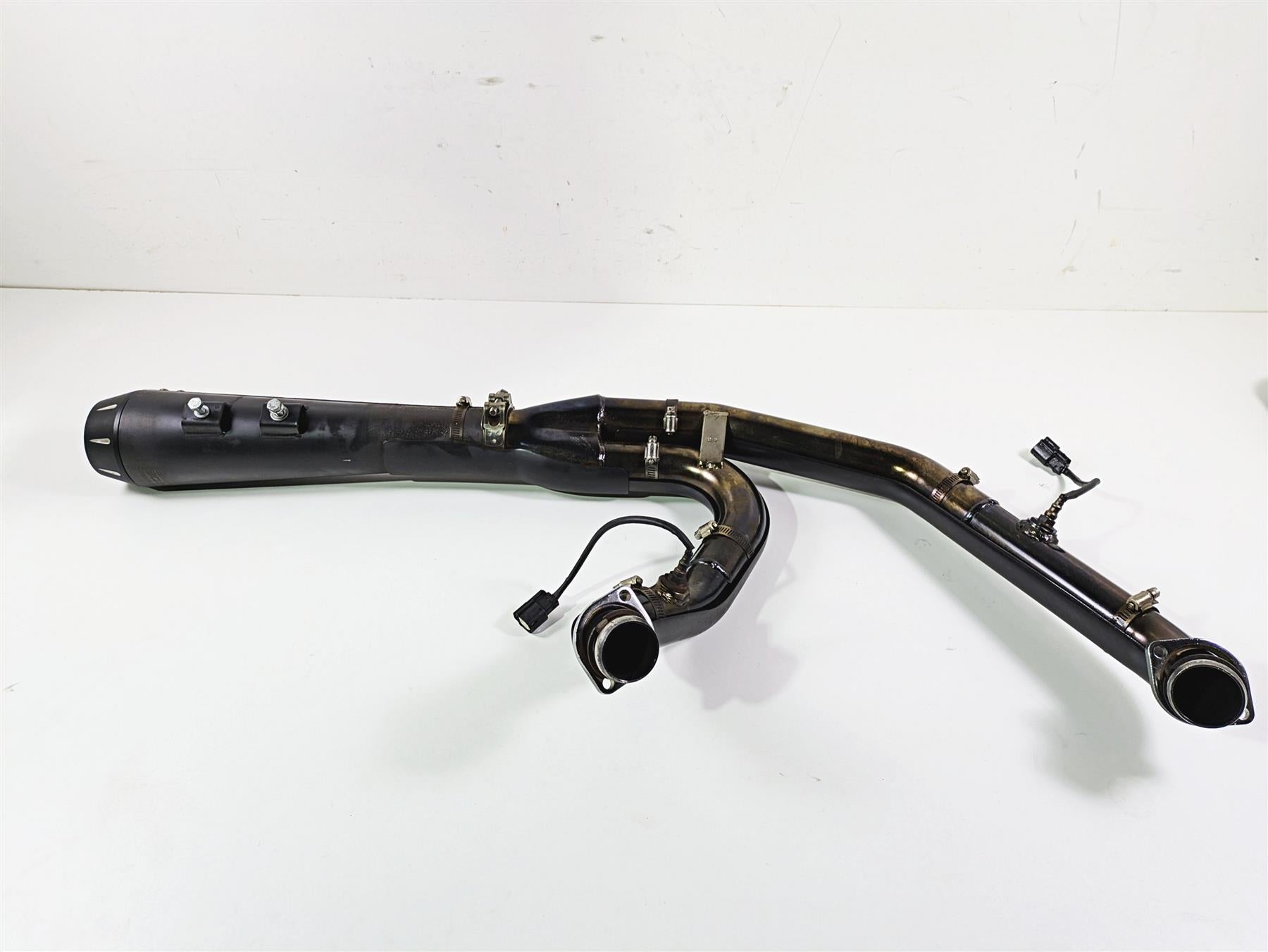 2019 Harley Softail FXDR 114 Bassani 2 into 1 Road Rage Exhaust System 1S94RB {{ shop.shopifyCountryName }} - Mototech271