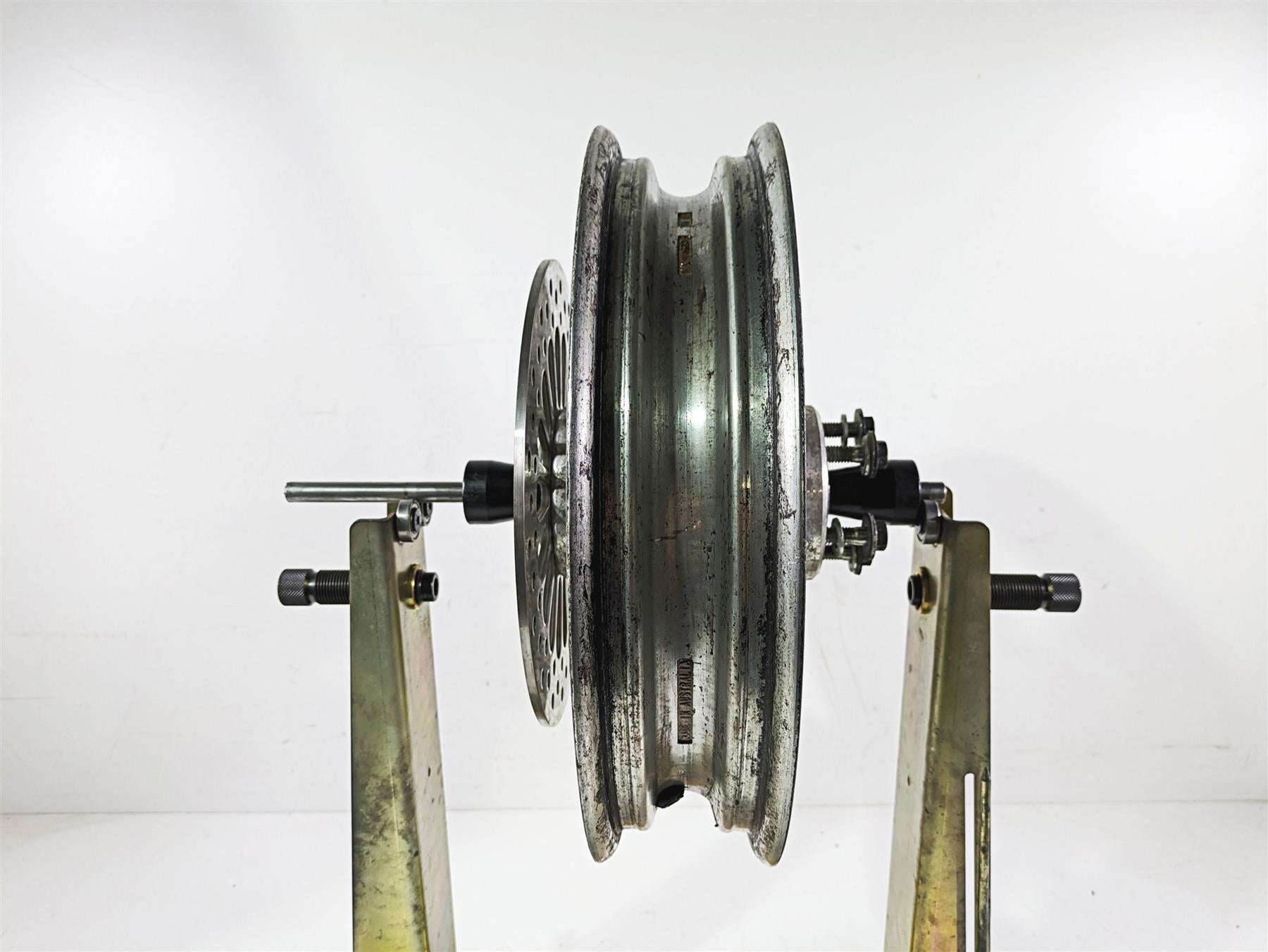 2003 Harley Touring FLHTCUI 100TH E-Glide Straight 16x3 Rear Wheel Rim 41187-03A {{ shop.shopifyCountryName }} - Mototech271