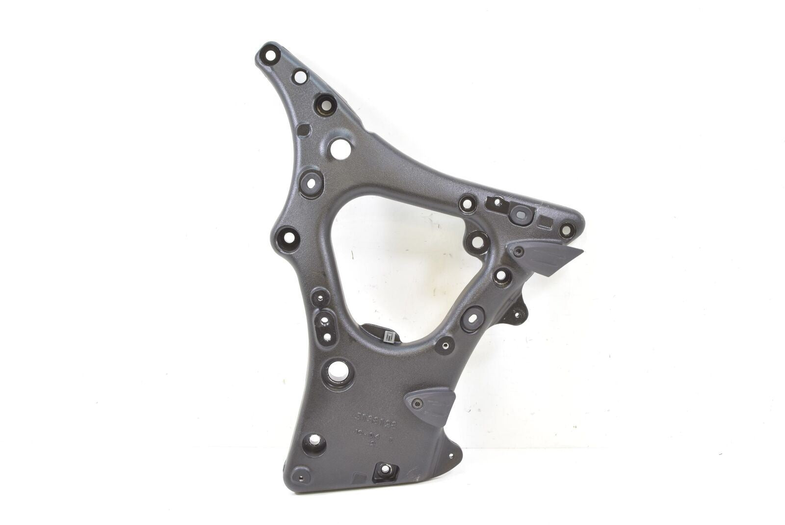2018 Indian Chieftain Limited Left Frame Mount Bracket Plate Wall 5138128