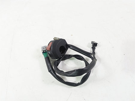2020 Kawasaki ZX6R Ninja Right Hand Start Stop Kill Control Switch 46091-0421 {{ shop.shopifyCountryName }} - Mototech271