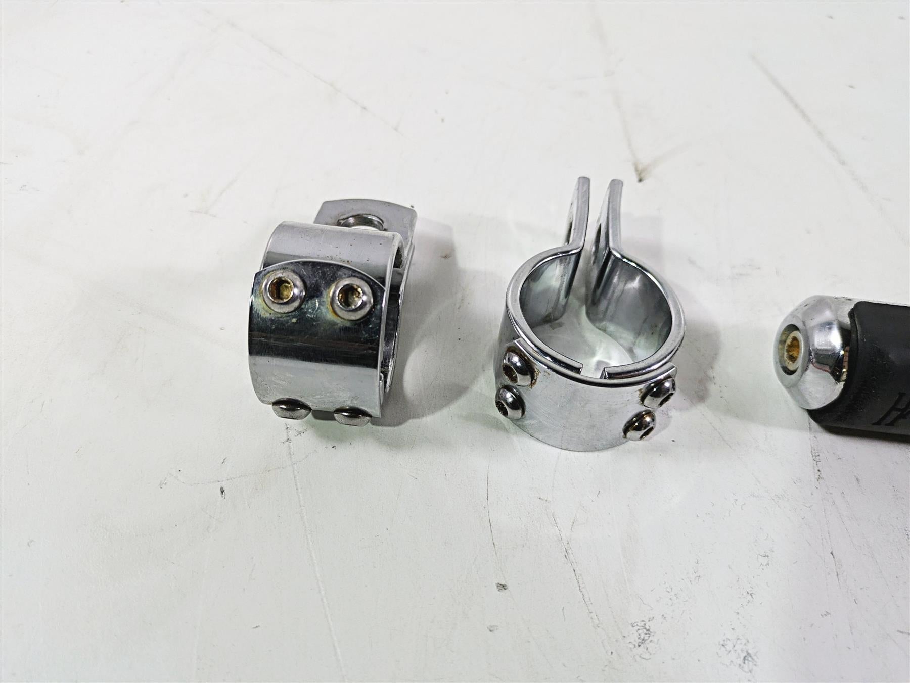 2006 Harley VRSCR Street V-Rod 1 Side Highway Foot Peg Rest Only {{ shop.shopifyCountryName }} - Mototech271