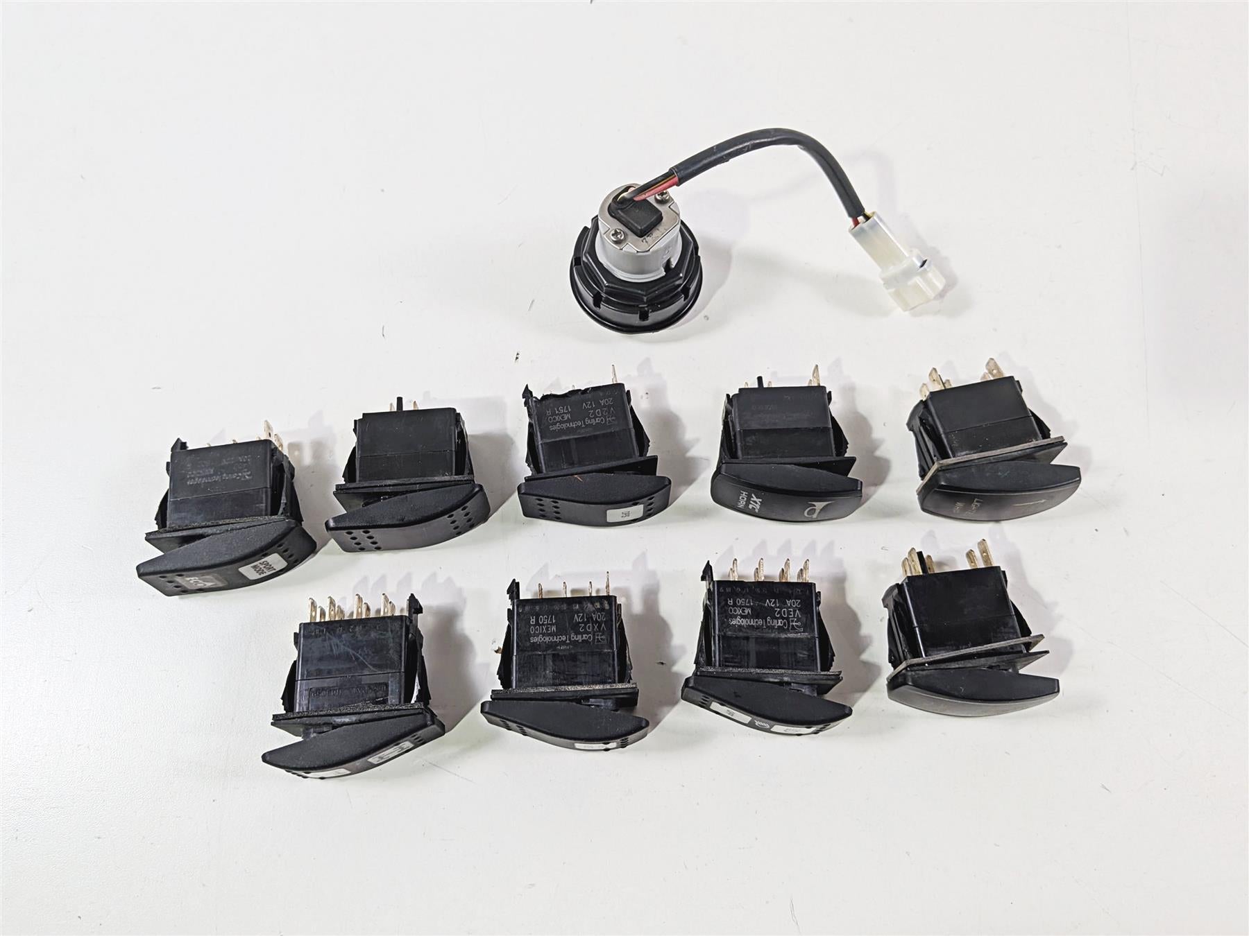 2018 Can Am Maverick X3 XRS Turbo R Light Awd Switch Start Stop Set 710005213-Mototech271