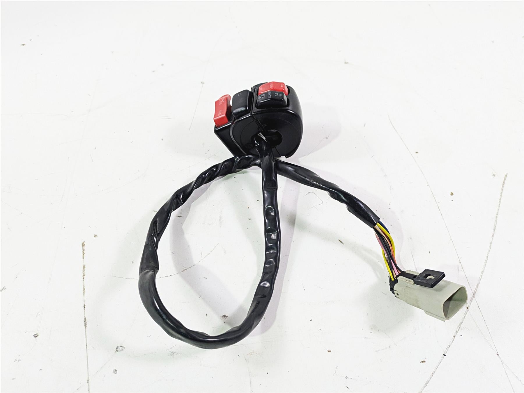 2008 Harley Touring FLHTP Electra Glide Left Hand Lights Control Switch 70361-96 {{ shop.shopifyCountryName }} - Mototech271