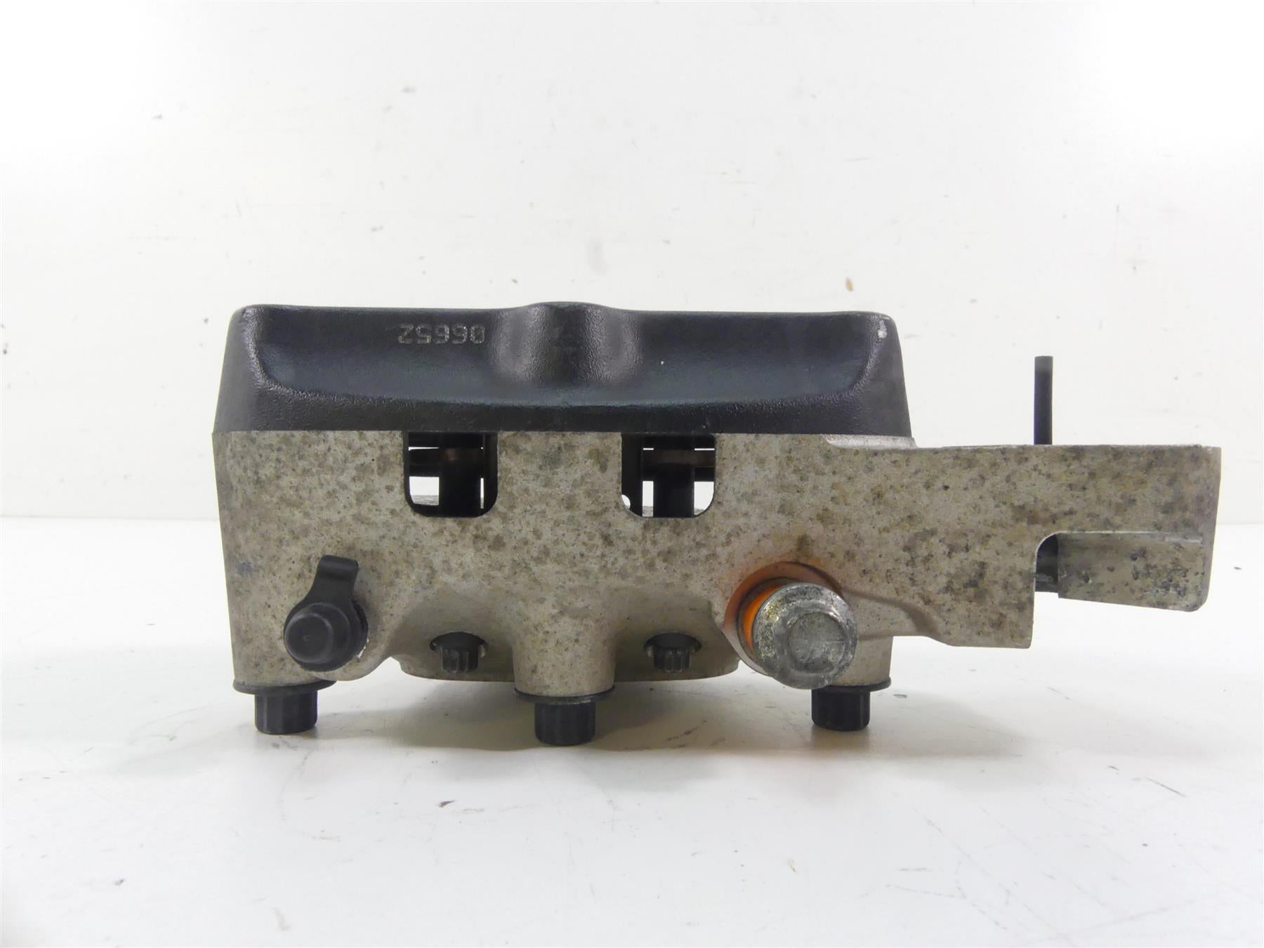 2005 Harley Touring FLHRSI Road King Rear Brake Caliper 44080-02C {{ shop.shopifyCountryName }} - Mototech271