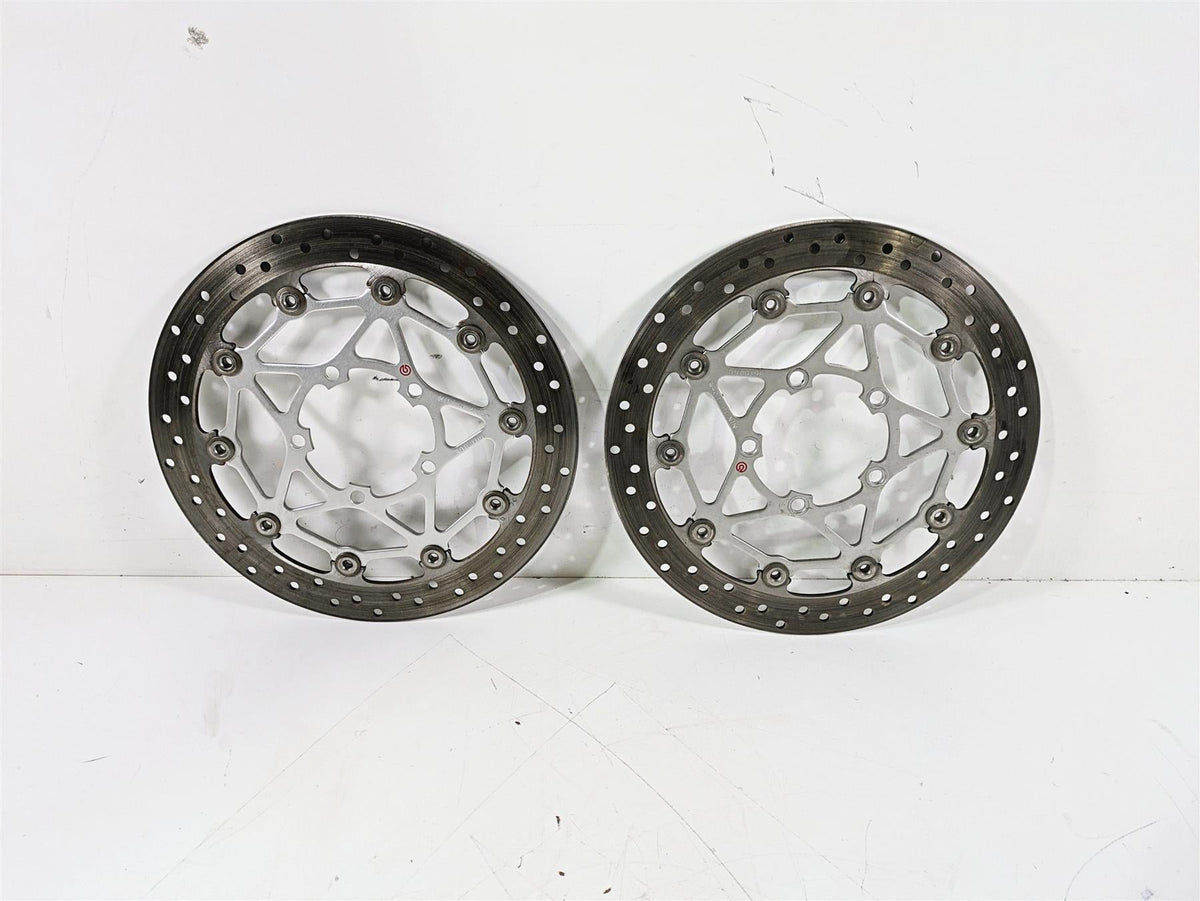 2020 Triumph Daytona 765 Moto2 Brembo Front Brake Rotor Disc Set T2022080 {{ shop.shopifyCountryName }} - Mototech271