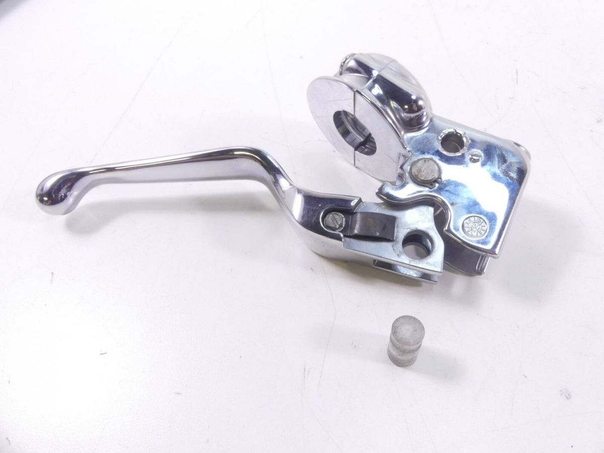 2004 Harley Touring FLHRSI Road King Chrome Clutch Perch & Lever 38608-96 {{ shop.shopifyCountryName }} - Mototech271