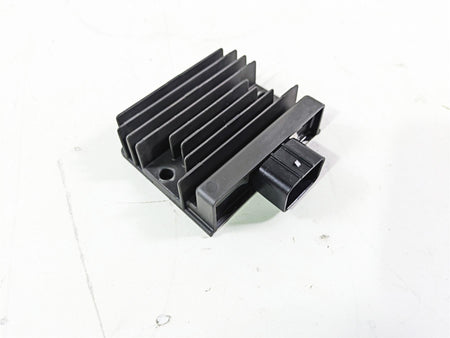 2024 Kawasaki ZX6R ZX636 Ninja Rectifier Voltage Regulator SH868AA 21066-0756 {{ shop.shopifyCountryName }} - Mototech271