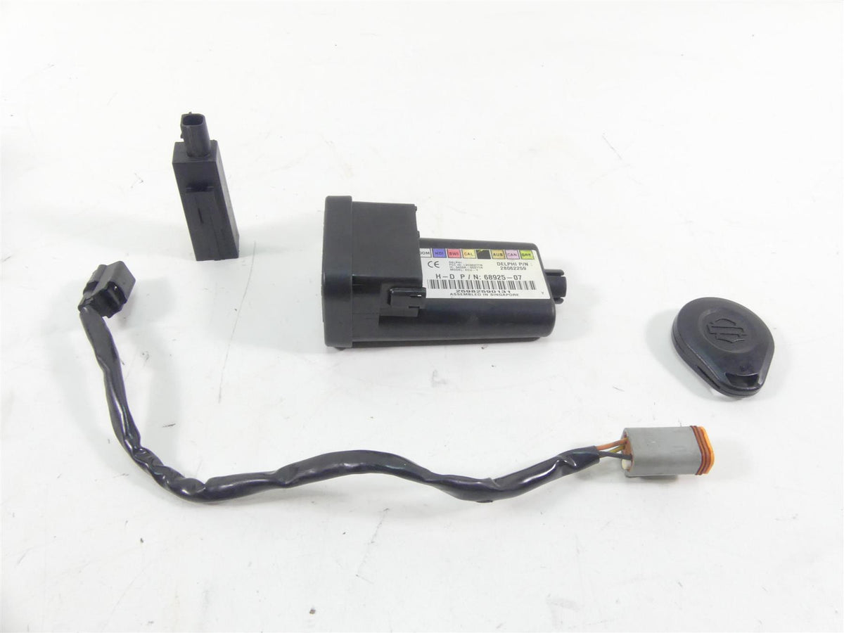 2009 Harley FXDL Dyna Low Rider Tssm Security Control Module Fob Key 68925-07 {{ shop.shopifyCountryName }} - Mototech271