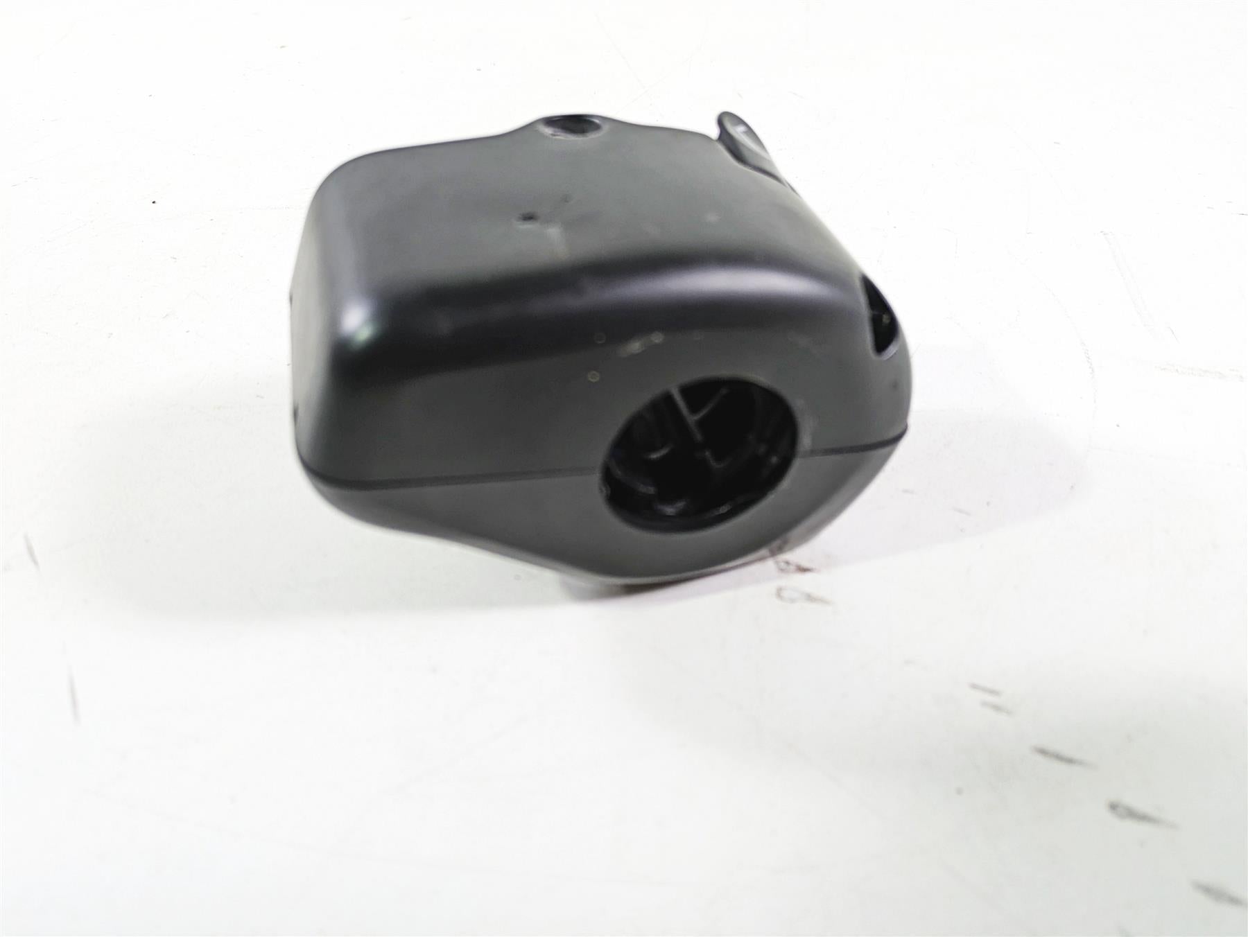 2018 Indian Chieftain Dark Horse Right Hand Control Switch 4016911 4018445 {{ shop.shopifyCountryName }} - Mototech271