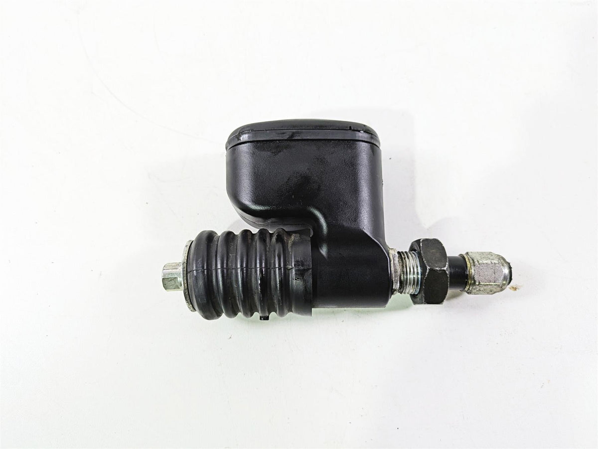 2017 Harley Dyna FXDB Street Bob Rear Brake Master Cylinder - Read 41700065A {{ shop.shopifyCountryName }} - Mototech271