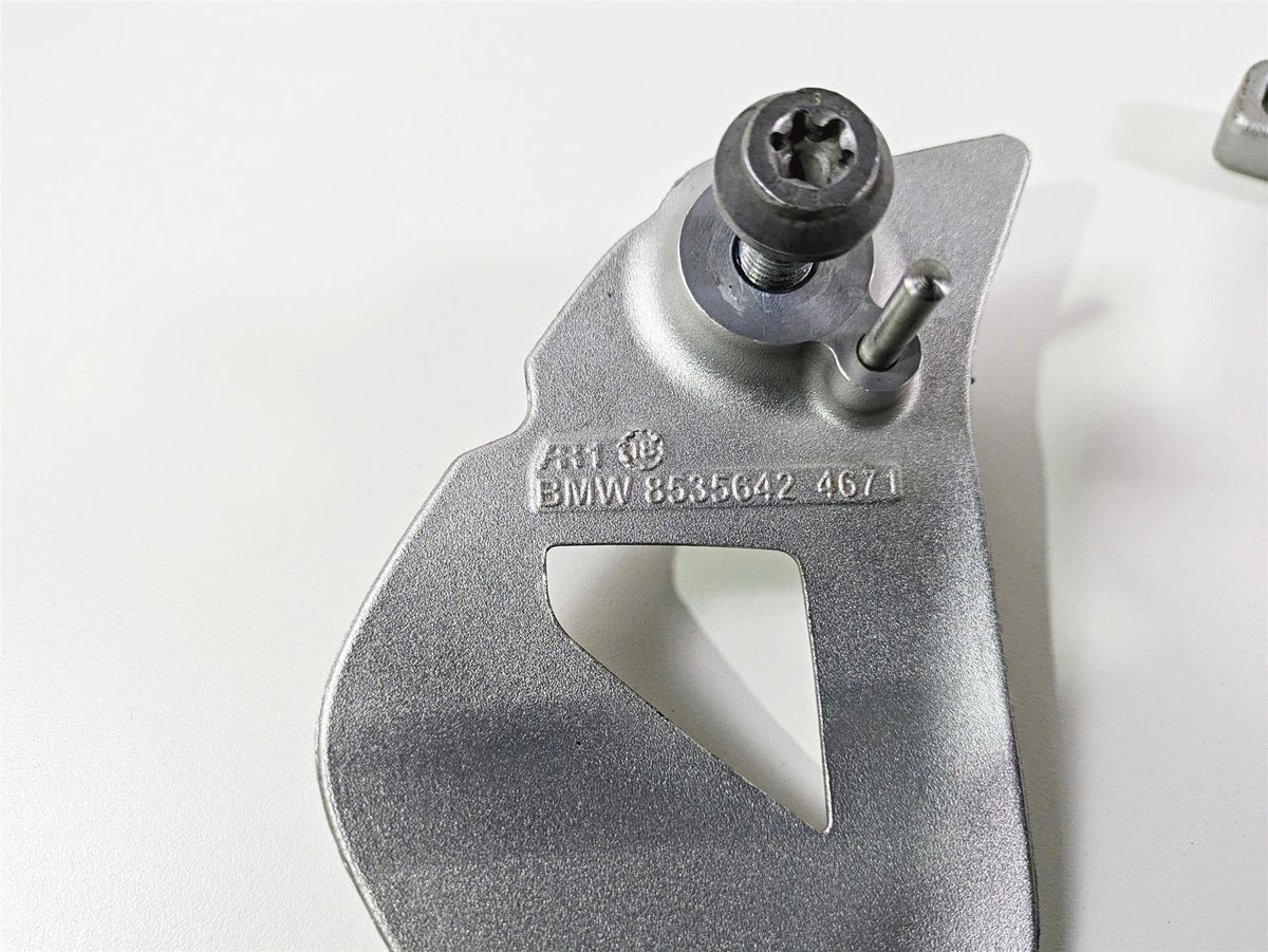 2019 BMW R1250RT K52 Brake Pedal + Footpeg Mount 35218534746 {{ shop.shopifyCountryName }} - Mototech271