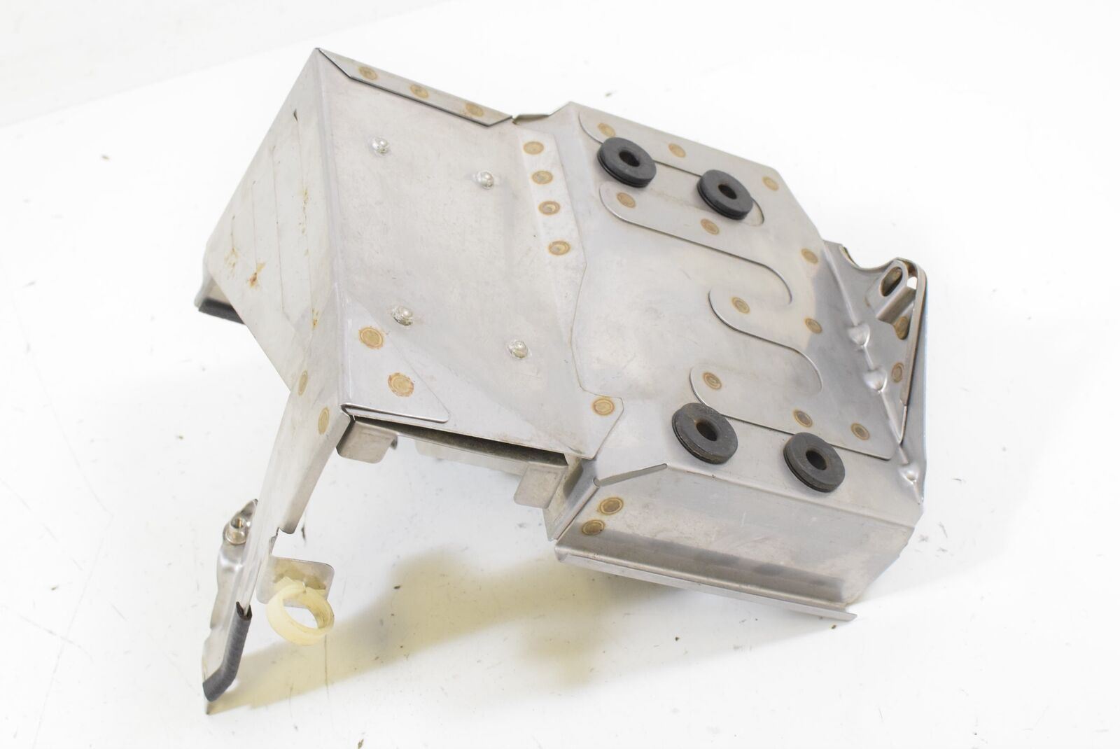 09 BMW K1200LT K1200 LT 89V3 Battery Cover Tray Holder Carrier 61217678186 {{ shop.shopifyCountryName }} - Mototech271