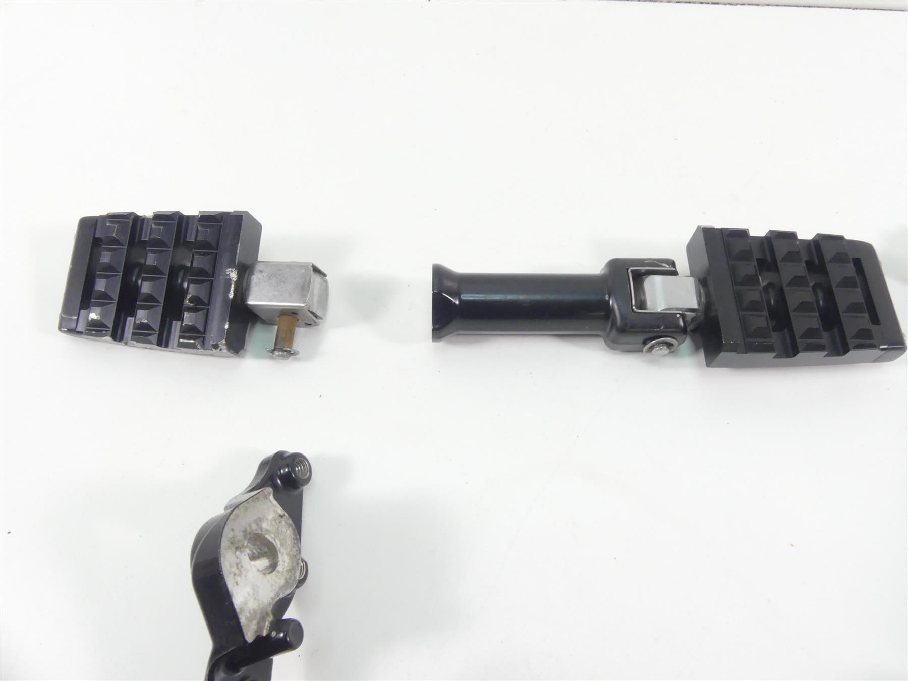 2018 Harley FXBRS Softail Breakout Front Rear Footpeg Foot Controls 33600134 {{ shop.shopifyCountryName }} - Mototech271