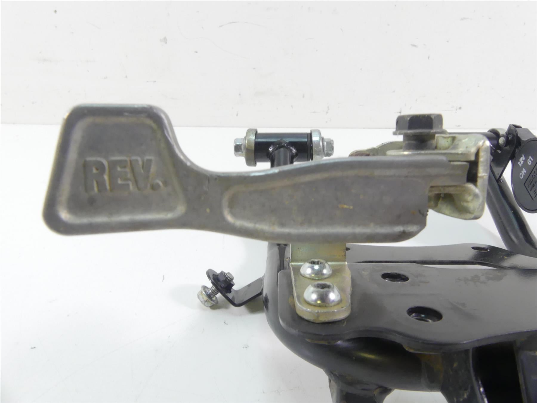 2016 Yamaha YXZ1000 R EPS SE Steering Wheel Mount Damper Set 2HC-F3838-00-00 {{ shop.shopifyCountryName }} - Mototech271