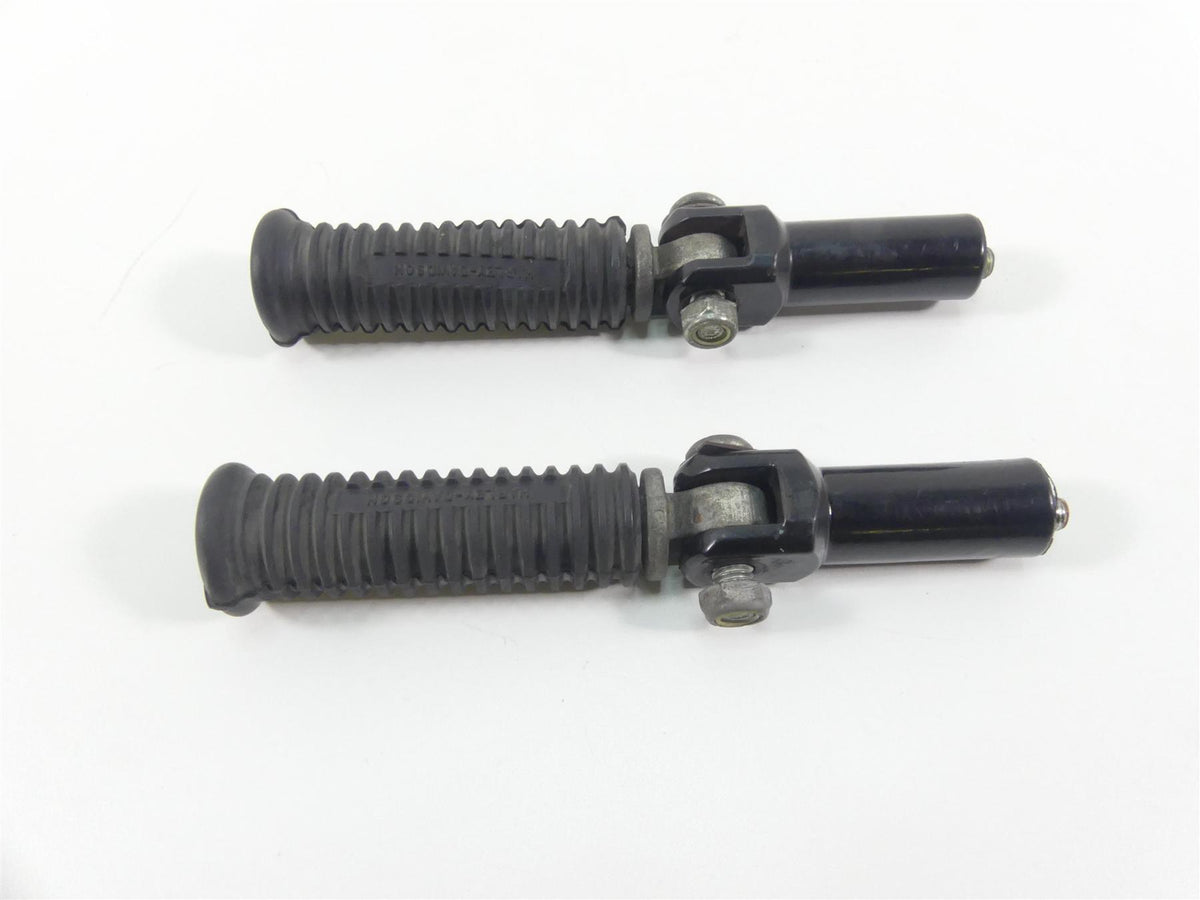 2008 Harley Softail FLSTSB Cross Bones Rear Passenger Pillion Foot Pegs 33048-72 {{ shop.shopifyCountryName }} - Mototech271