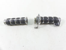 Load image into Gallery viewer, 2006 Honda V-Twin VTX1800 N3 Krator Grip Set + Cruise Control ?TRHB114C-V27
