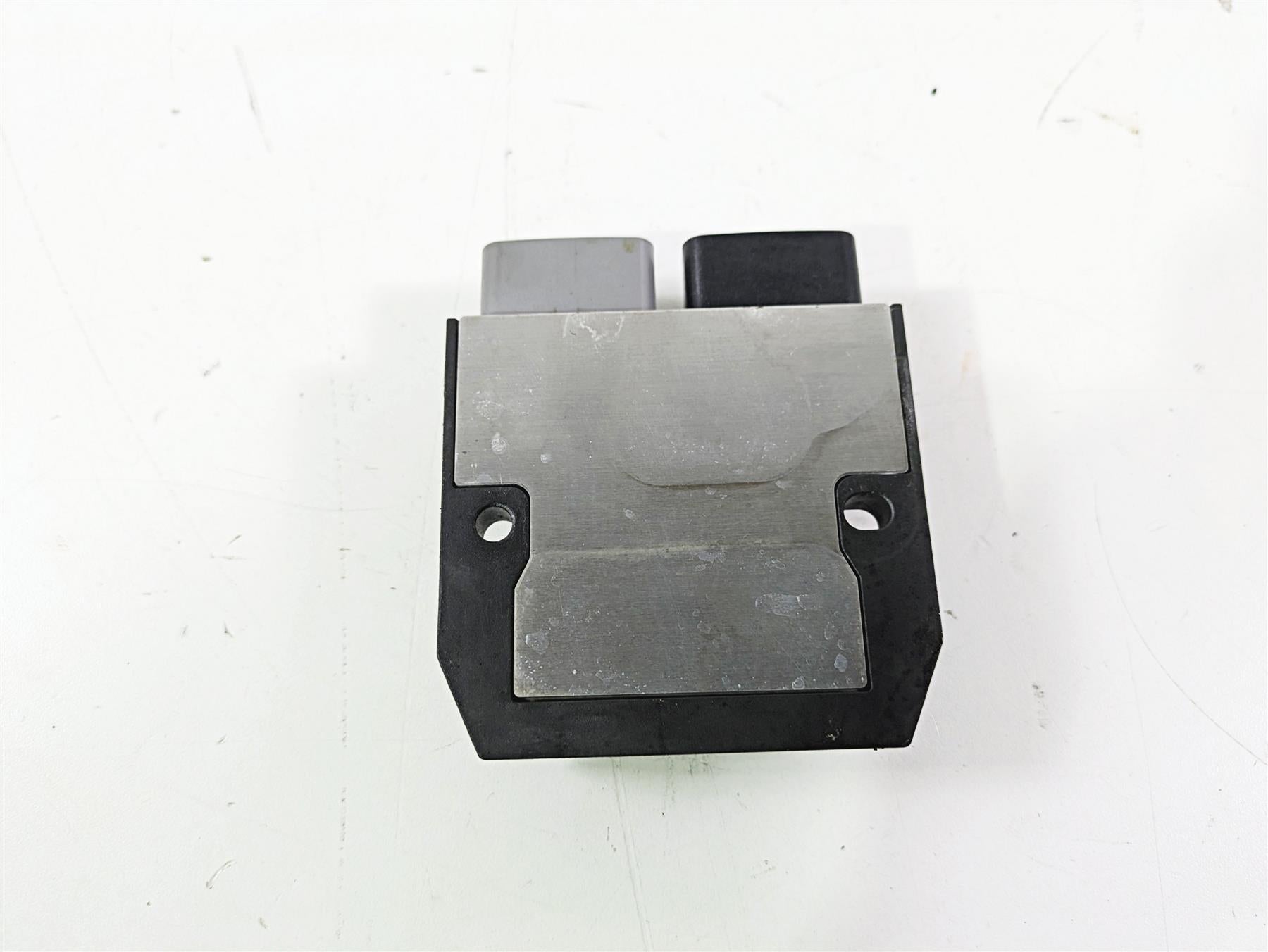 2017 Honda CBR600RR Voltage Regulator Rectifier FH020AA {{ shop.shopifyCountryName }} - Mototech271
