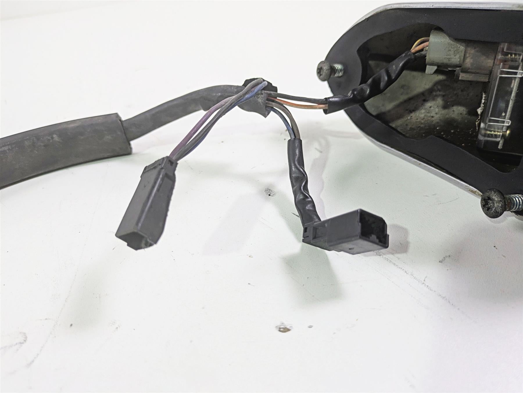 2010 Harley Dyna FXDB Street Bob Tail Light Brake Stop Lamp - Read 69598-09A {{ shop.shopifyCountryName }} - Mototech271