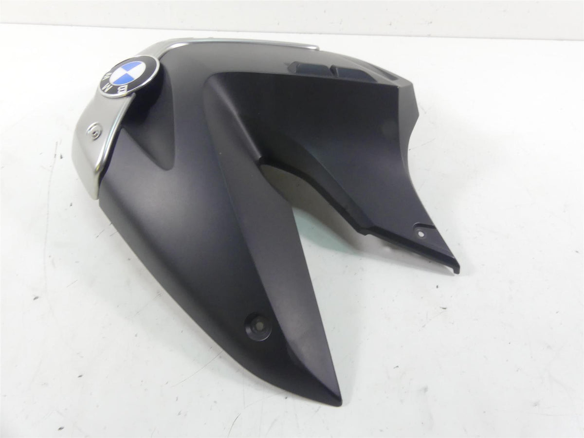 2008 BMW R1200GS K25 Tank Right Side Cover Fairing Cowl 46637700874 {{ shop.shopifyCountryName }} - Mototech271