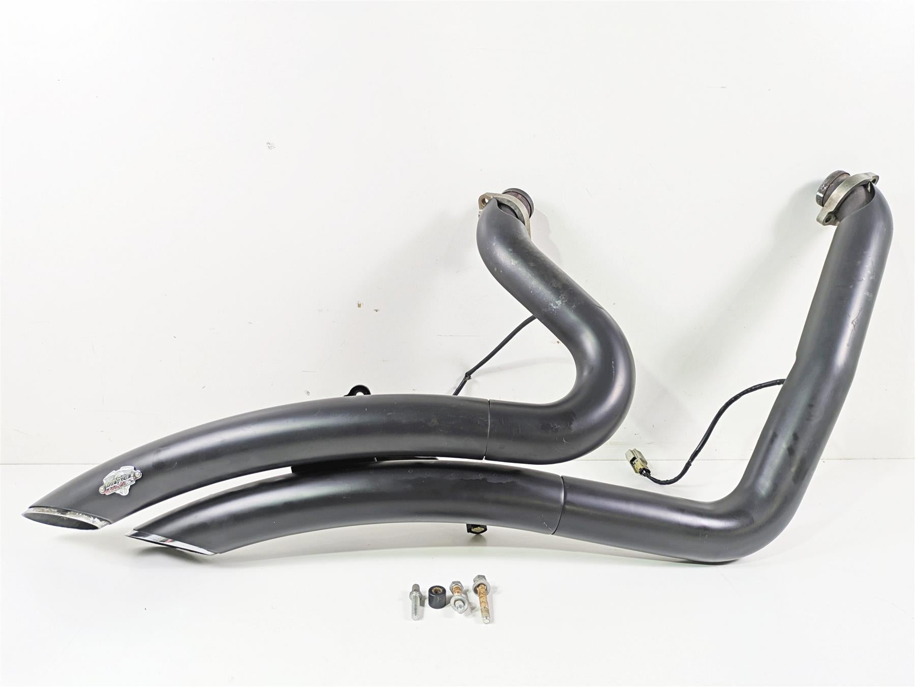 2014 Harley FXDF Dyna Fat Bob Vance Hines Big Radius 2-2 Exhaust System 46071 {{ shop.shopifyCountryName }} - Mototech271