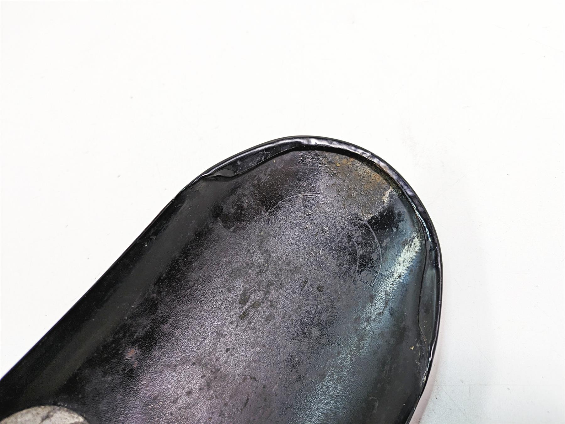 2009 Harley Softail FLSTSB Cross Bones Front Fender & Bracket 59495-08BEO {{ shop.shopifyCountryName }} - Mototech271