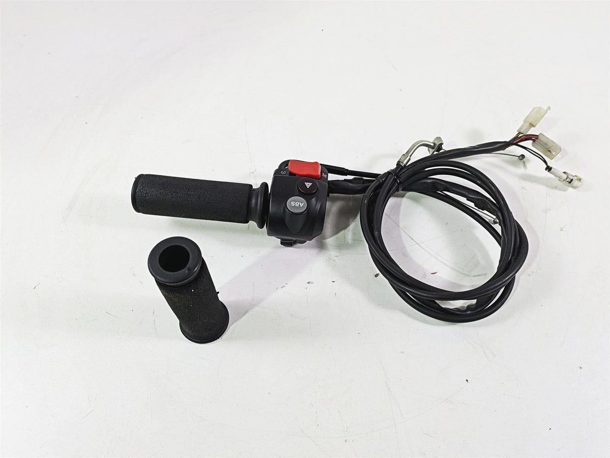 2016 Moto Guzzi Stelvio 1200 8V NTX Right Hand Abs Control Switch 886159 {{ shop.shopifyCountryName }} - Mototech271
