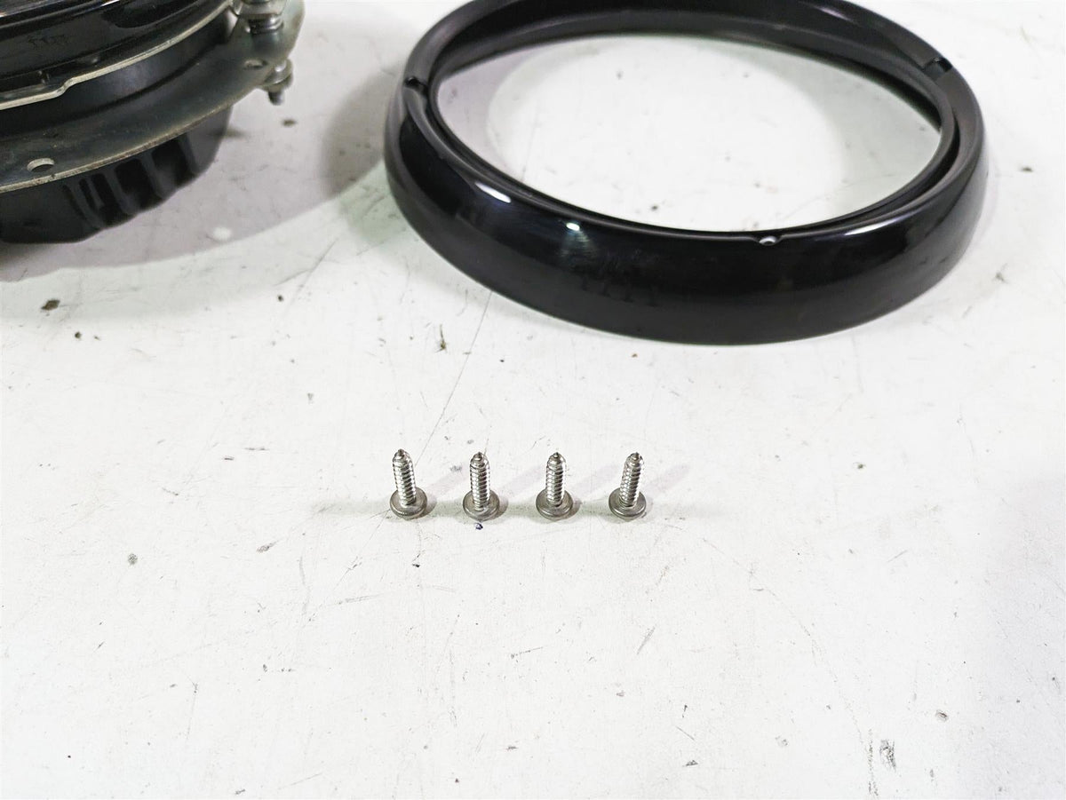 2015 Harley Touring FLHXS Street Glide Daymaker Headlight Head Light 67700249 {{ shop.shopifyCountryName }} - Mototech271