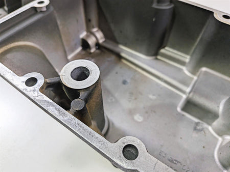 2007 Harley Dyna FXDB Street Bob Transmission Oil Pan & Baffle Set 26071-02 {{ shop.shopifyCountryName }} - Mototech271