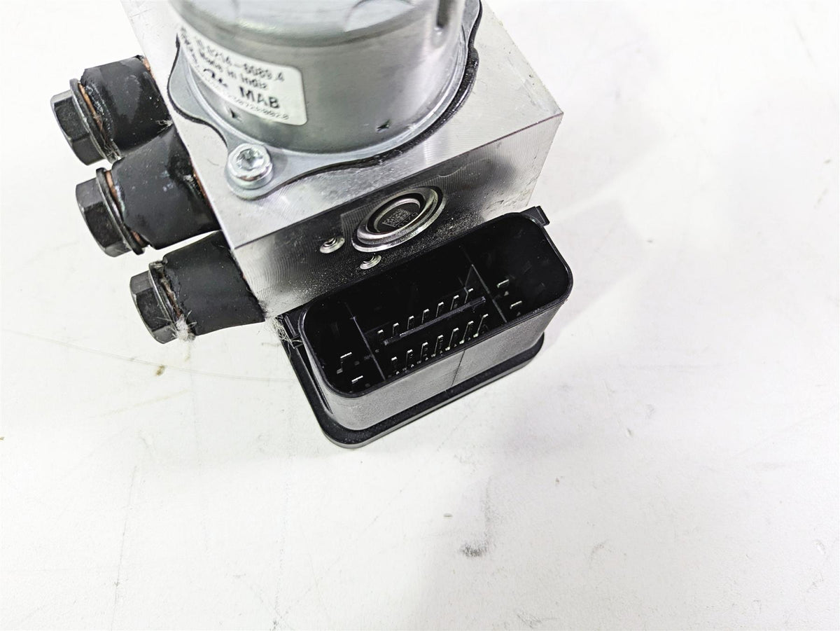 2023 BMW G310R K03 Abs Brake Module Pump Unit Module 34511542798 {{ shop.shopifyCountryName }} - Mototech271