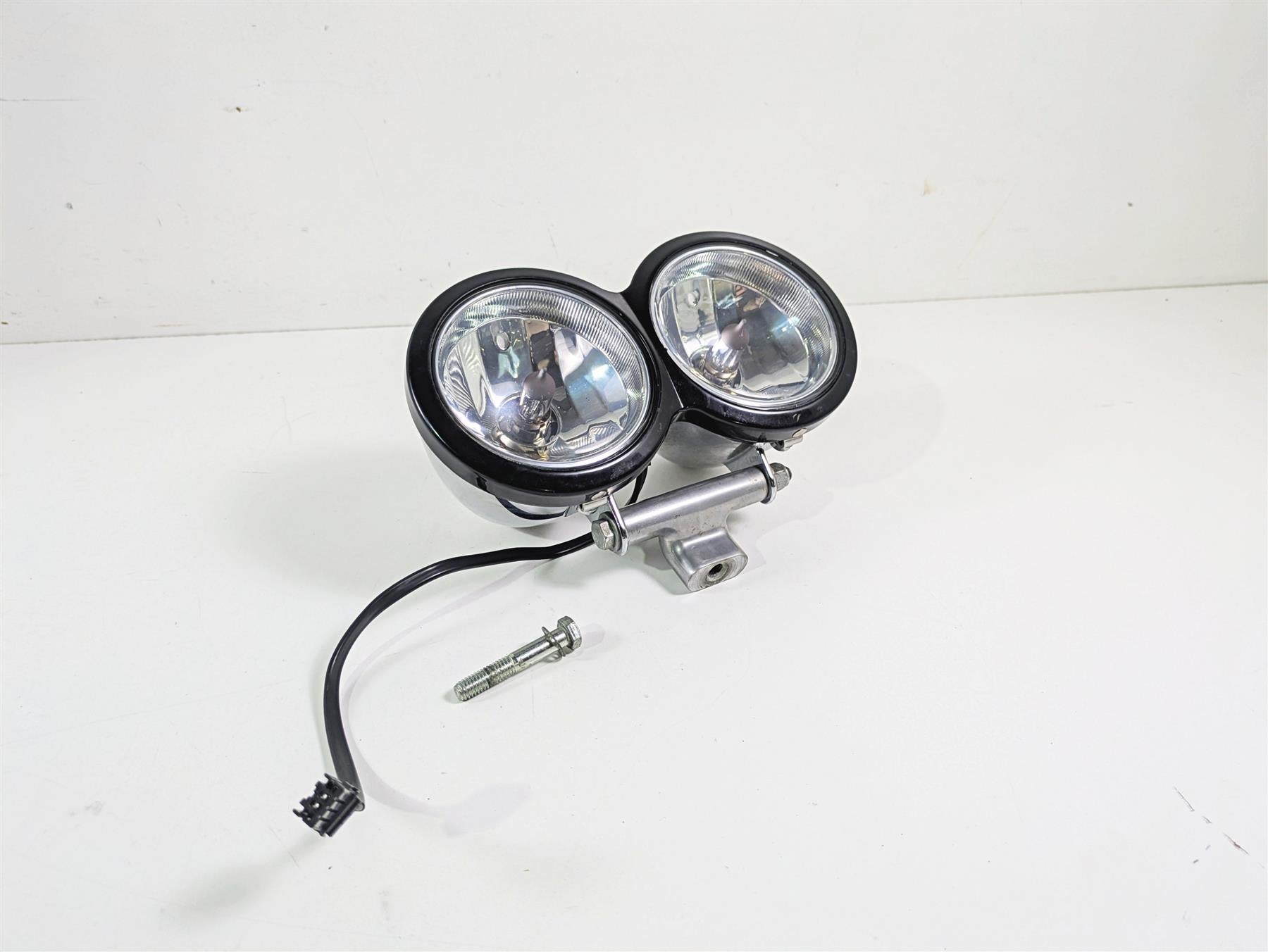2014 Harley FXDF Dyna Fat Bob Headlight Head Light Lamp 67700167 {{ shop.shopifyCountryName }} - Mototech271