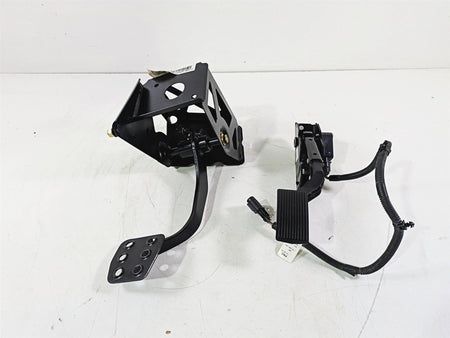 2018 Can Am Maverick X3 XRC Turbo R Foot Brake Accelerate Pedal Set 707001803 {{ shop.shopifyCountryName }} - Mototech271