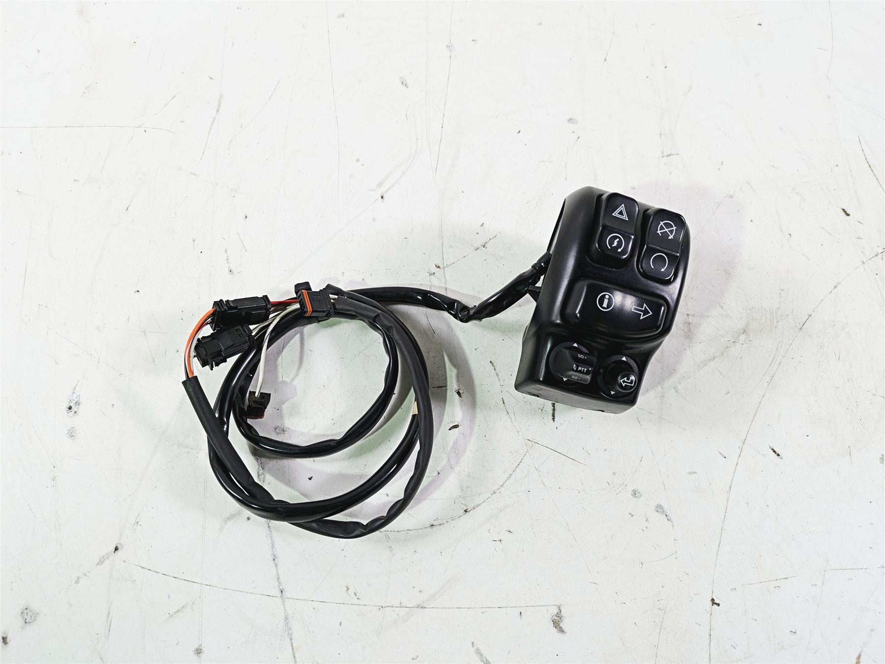 2015 Harley Touring FLHTKL E -Glide Low Right Hand Control Switch -Extd 71500129 {{ shop.shopifyCountryName }} - Mototech271