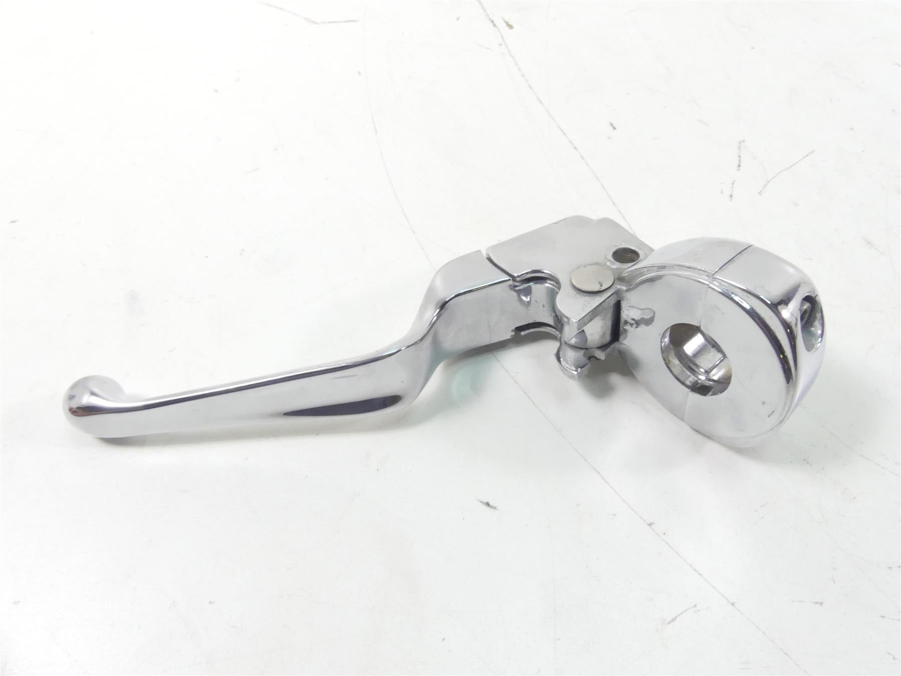 2002 Harley Touring FLHRCI Road King Chrome Clutch Perch & Lever 38608-96 {{ shop.shopifyCountryName }} - Mototech271