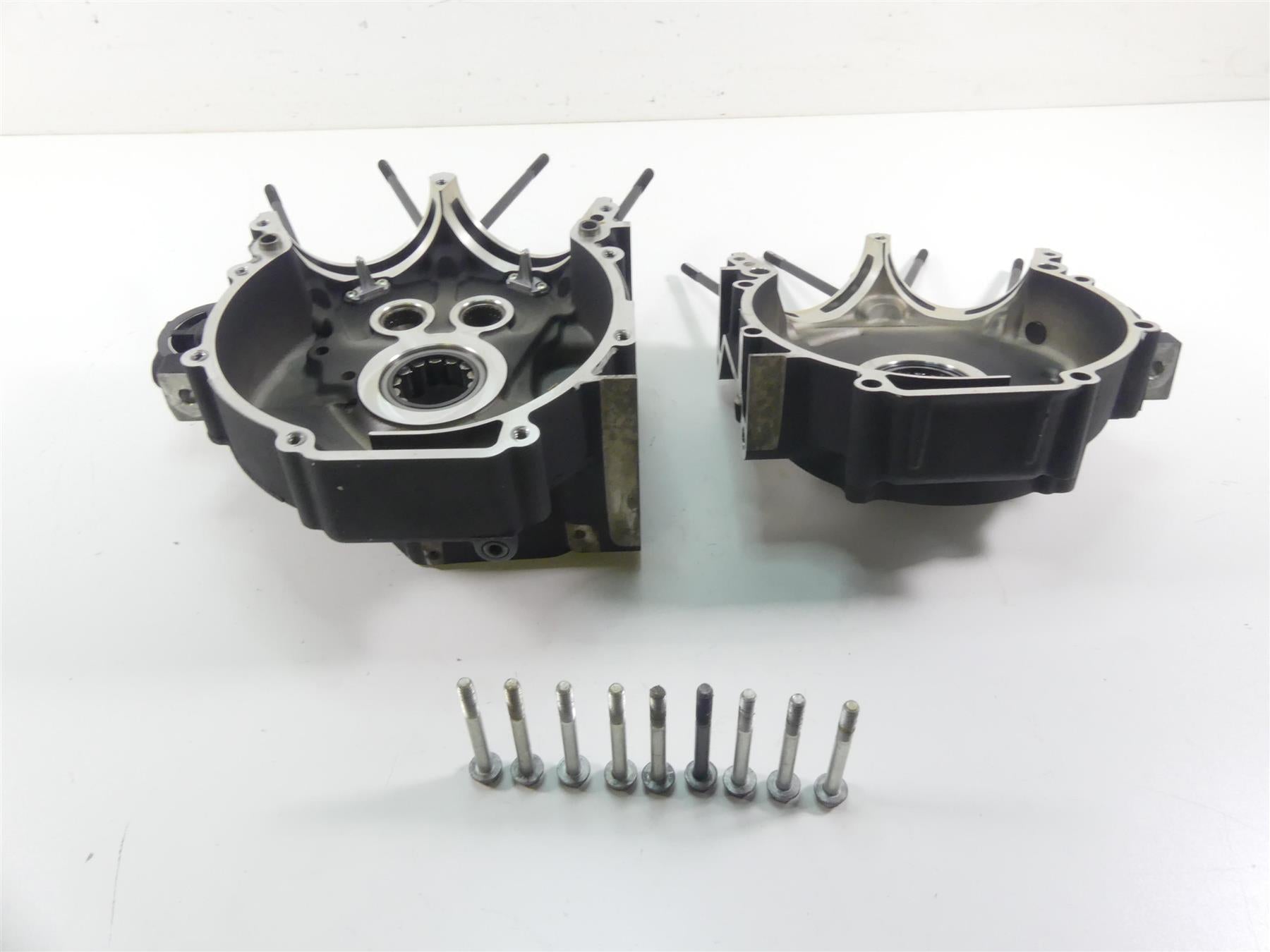 2013 Harley Touring FLHX Street Glide Engine Crankcase Crank Case Set 24653-06A {{ shop.shopifyCountryName }} - Mototech271