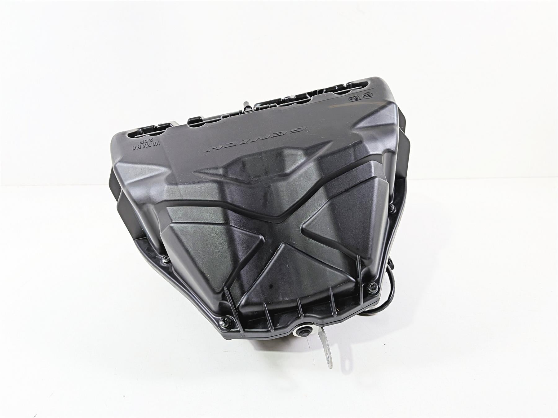2016 Yamaha YZF R1 RN32 Air Box Cleaner & Injectors 2CR-14411-00-00 {{ shop.shopifyCountryName }} - Mototech271