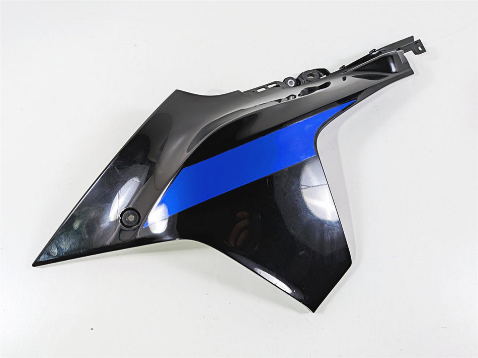 2022 Yamaha YZF R1 R1M RN65 Right Side Upper Cover Fairing B3L-2842N-00-Mototech271