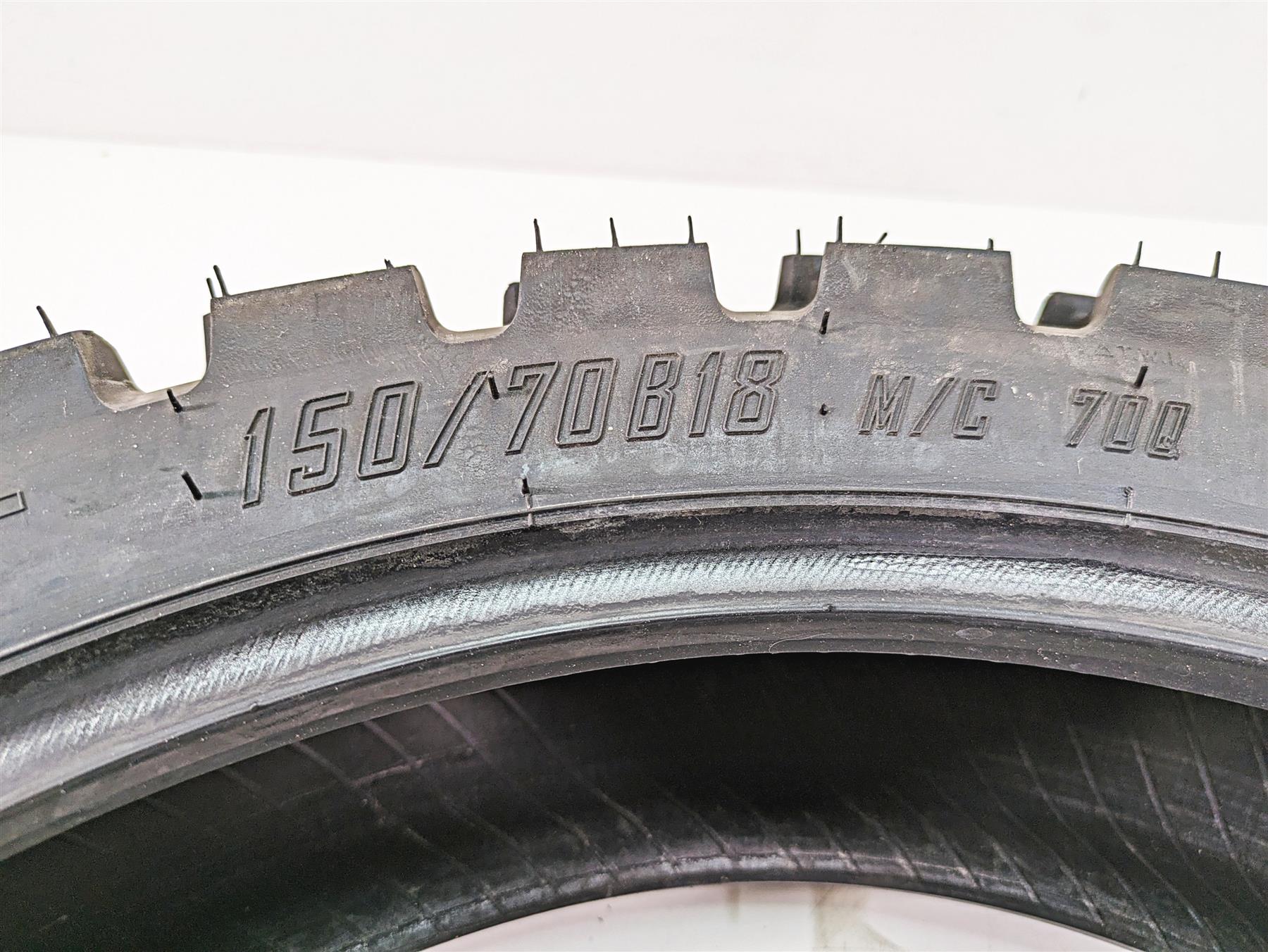 Used Rear Motoz Tractionator Rallz Motorcycle Tire 150/70B18 - Read {{ shop.shopifyCountryName }} - Mototech271
