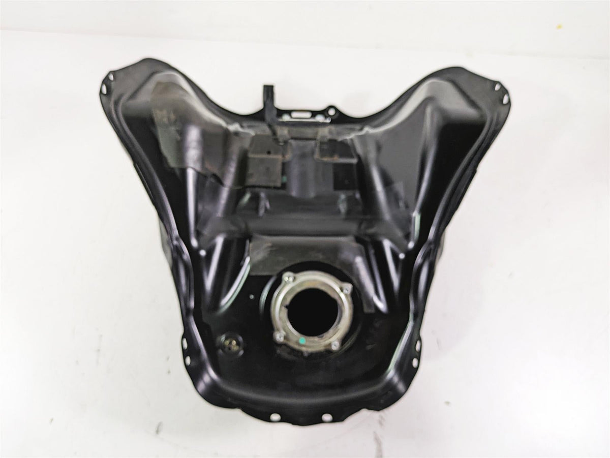 2021 Yamaha Tenere 700 XTZ7 Fuel Gas Petrol Tank BW3-24110-01-P1 BW3-24110-02-P1 {{ shop.shopifyCountryName }} - Mototech271