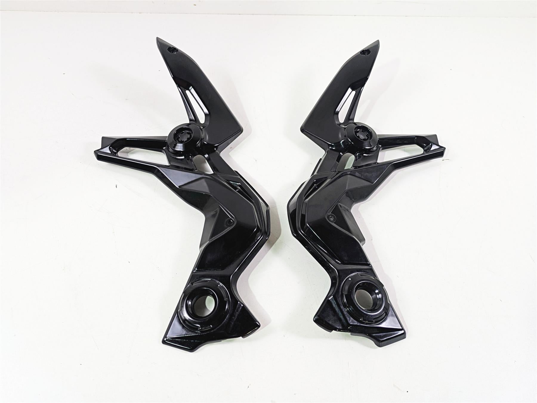 2020 Kawasaki Z900 ZR900 Xxun Moto Left Right Pivot Cover Fairing Set 7051 {{ shop.shopifyCountryName }} - Mototech271
