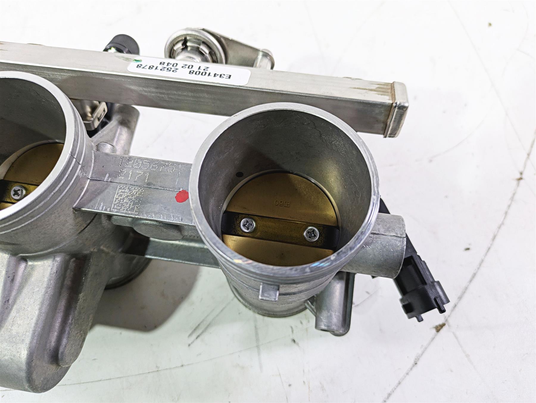 2022 Polaris RZR XP 4 1000 Premium Mikuni Throttle Body Fuel Injection 1205675 {{ shop.shopifyCountryName }} - Mototech271