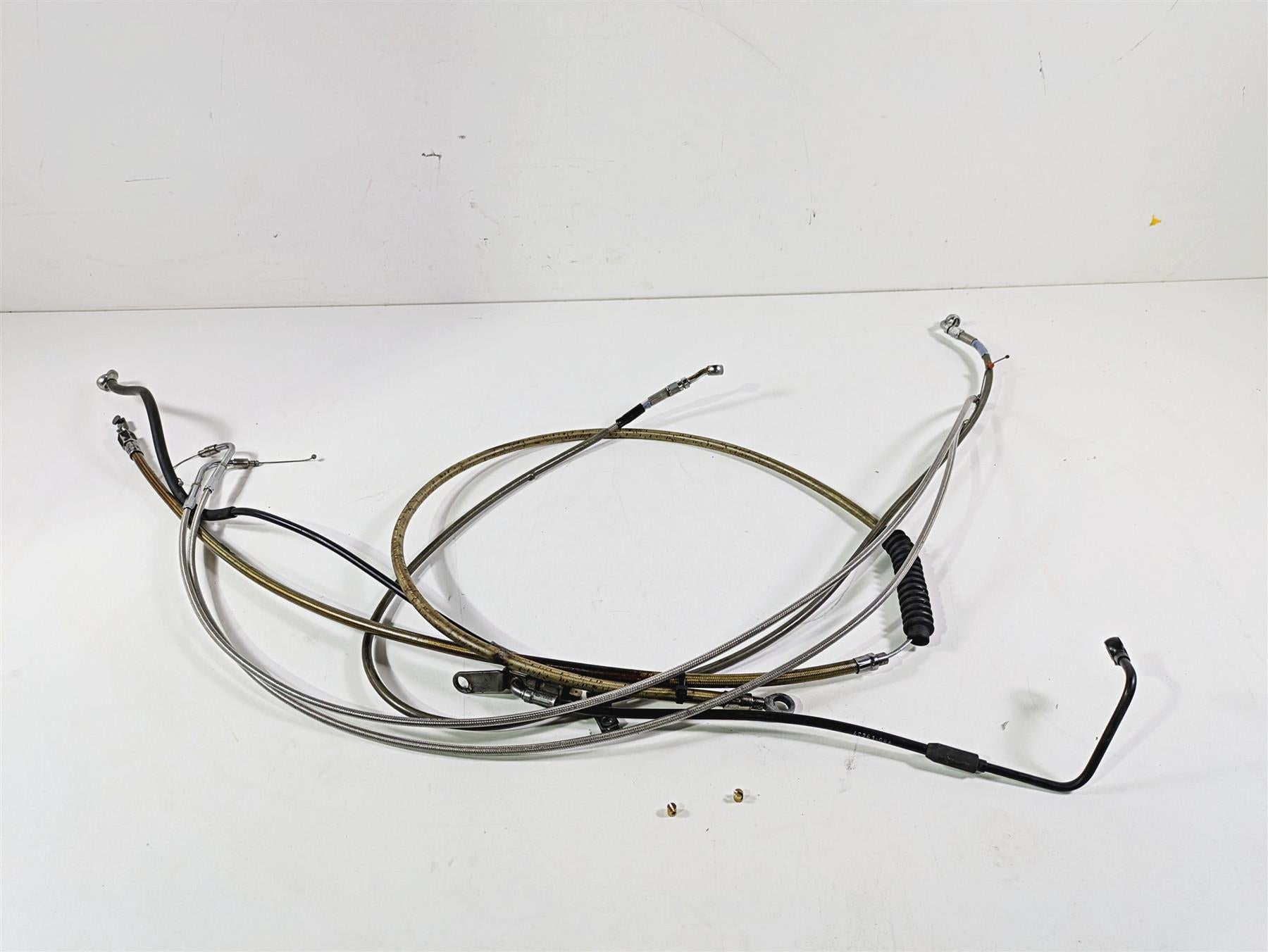 2009 Harley FLSTSB Cross Bones Extended Brake Line Throttle Cable Set 15" {{ shop.shopifyCountryName }} - Mototech271